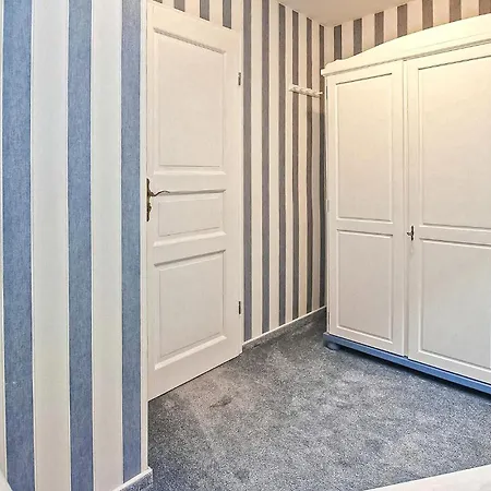 Ferienhaus Malchow 펜션